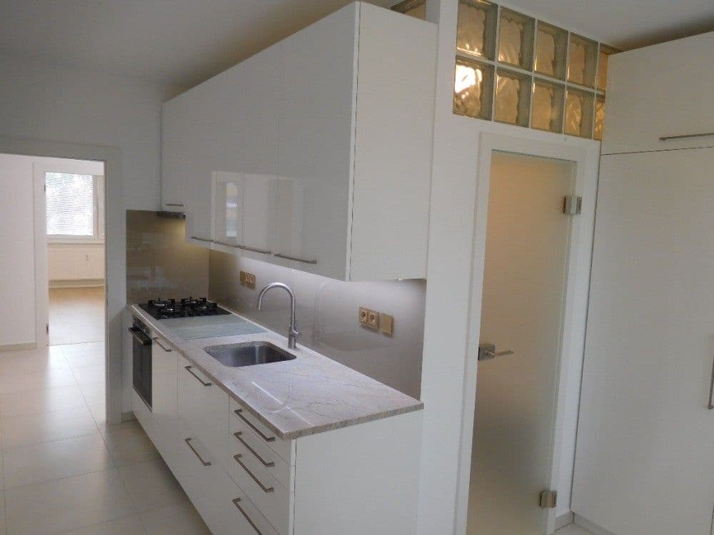 Pronájem bytu 3+1 82 m², Vejrostova, Brno, Jihomoravský kraj Pronájem bytu 3+1 82 m², Vejrostova, Brno, Jihomoravský kraj