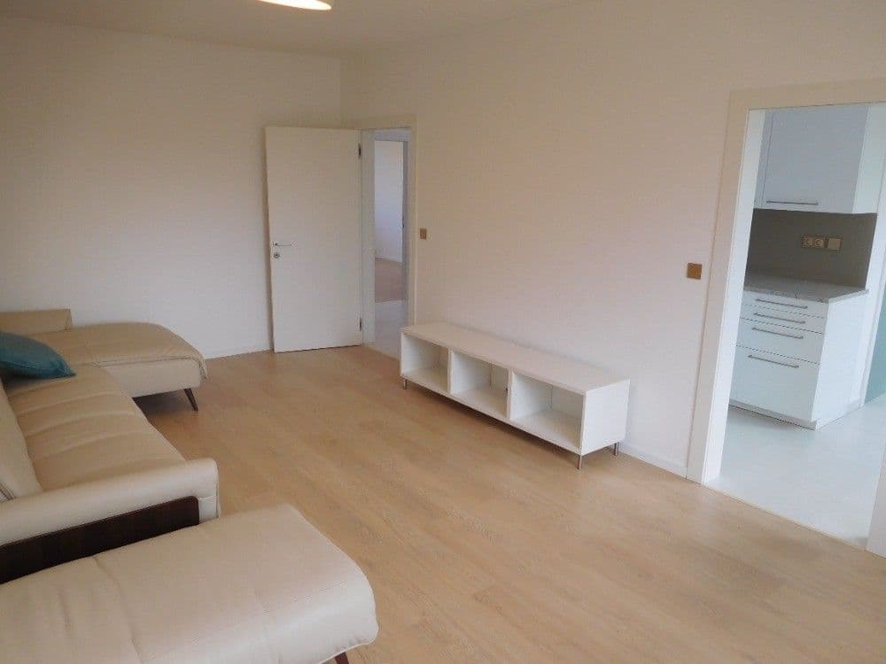 Pronájem bytu 3+1 82 m², Vejrostova, Brno, Jihomoravský kraj Pronájem bytu 3+1 82 m², Vejrostova, Brno, Jihomoravský kraj