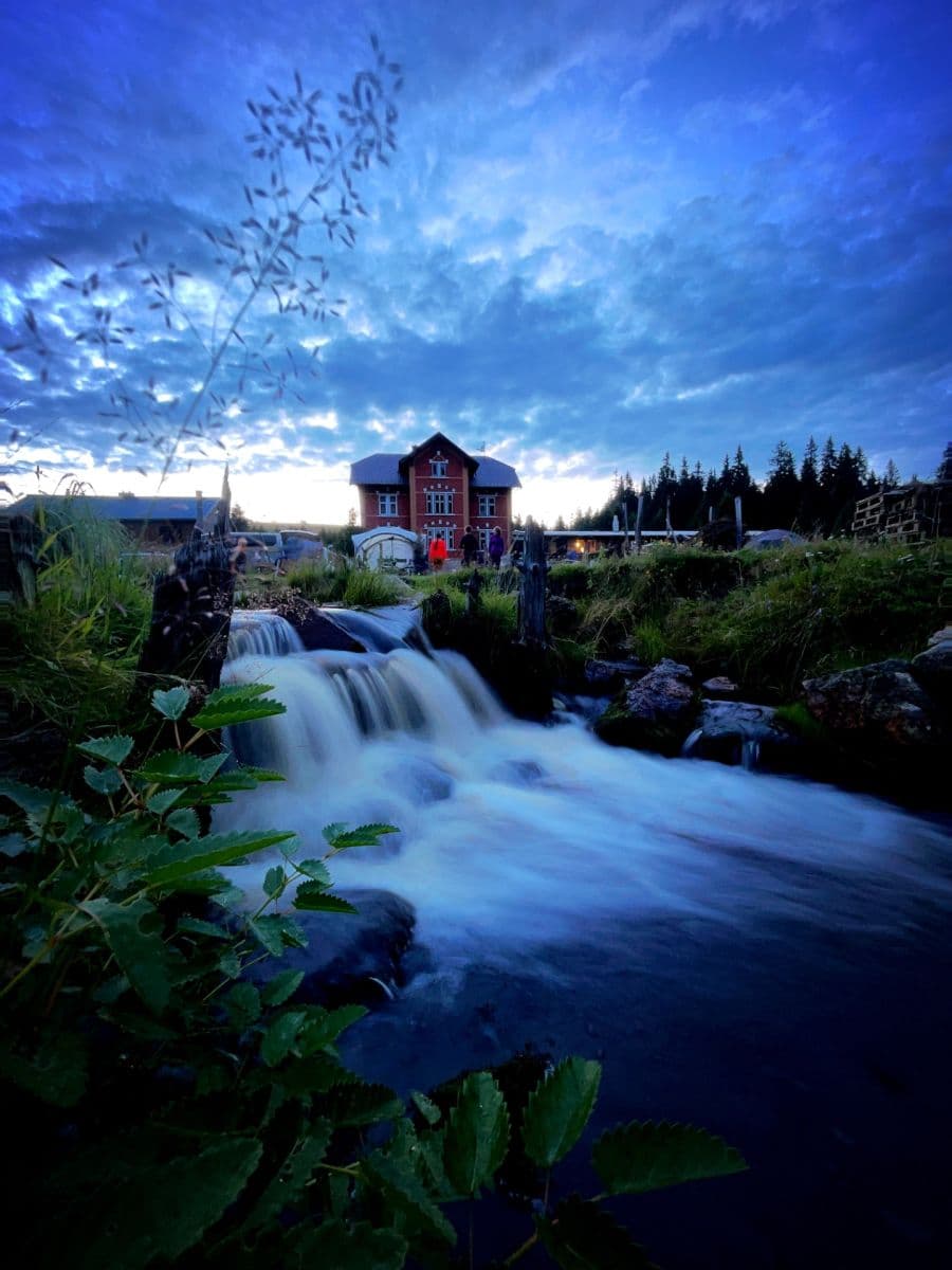 Prodej domu 1.148 m², pozemek 7.869 m², Nové Hamry, Karlovarský kraj Prodej domu 1.148 m², pozemek 7.869 m², Nové Hamry, Karlovarský kraj