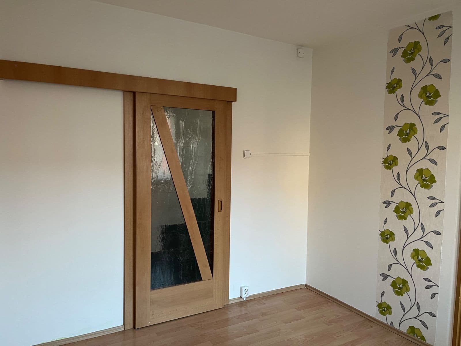 Pronájem bytu 3+1 60 m², Čermákova, Plzeň, Plzeňský kraj Pronájem bytu 3+1 60 m², Čermákova, Plzeň, Plzeňský kraj