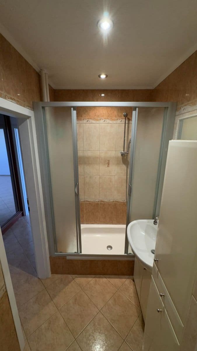 Pronájem bytu 3+1 75 m², Želatovská, Přerov, Olomoucký kraj Pronájem bytu 3+1 75 m², Želatovská, Přerov, Olomoucký kraj