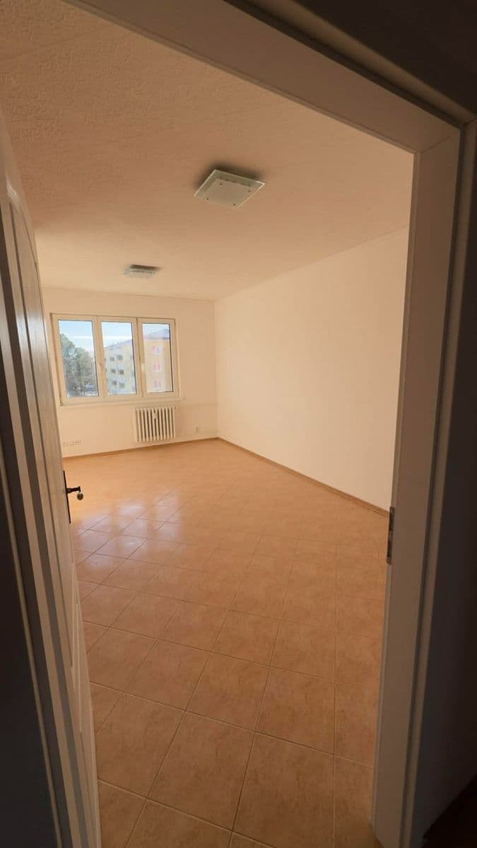 Pronájem bytu 3+1 75 m², Želatovská, Přerov, Olomoucký kraj Pronájem bytu 3+1 75 m², Želatovská, Přerov, Olomoucký kraj