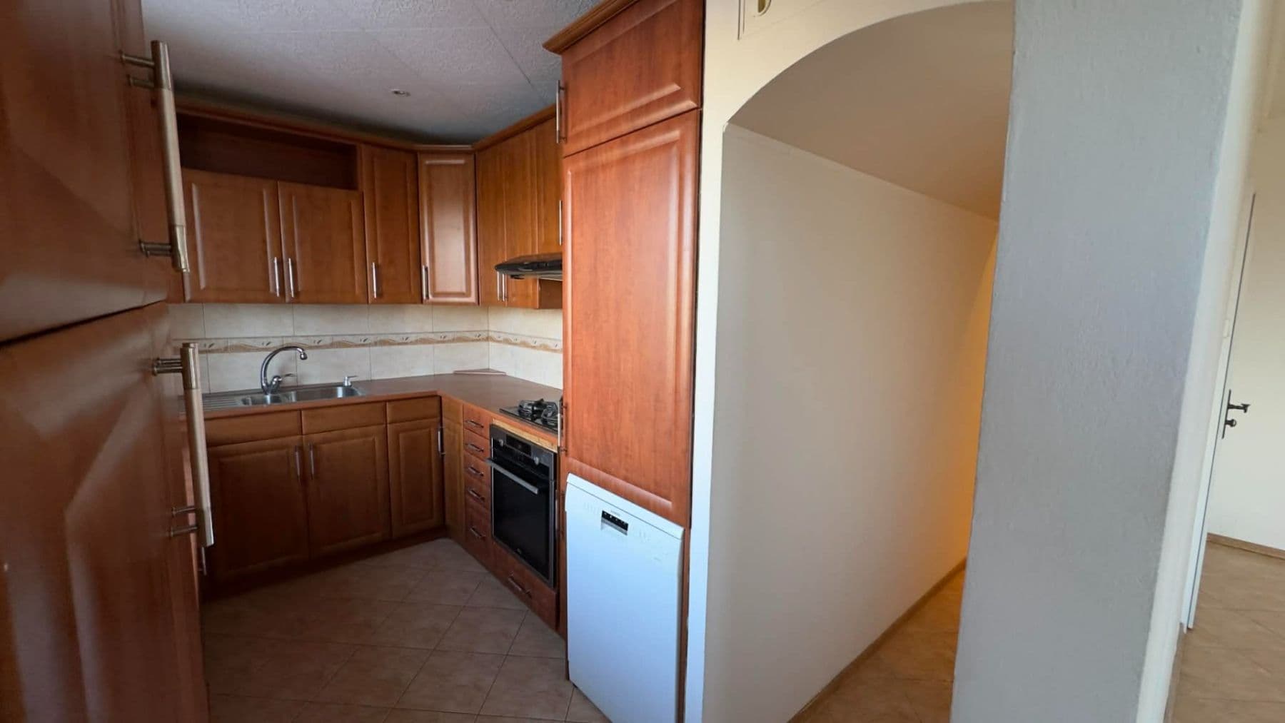 Pronájem bytu 3+1 75 m², Želatovská, Přerov, Olomoucký kraj Pronájem bytu 3+1 75 m², Želatovská, Přerov, Olomoucký kraj