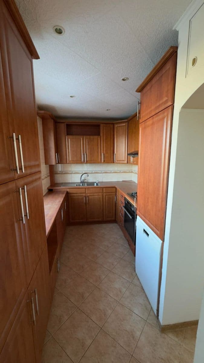 Pronájem bytu 3+1 75 m², Želatovská, Přerov, Olomoucký kraj Pronájem bytu 3+1 75 m², Želatovská, Přerov, Olomoucký kraj