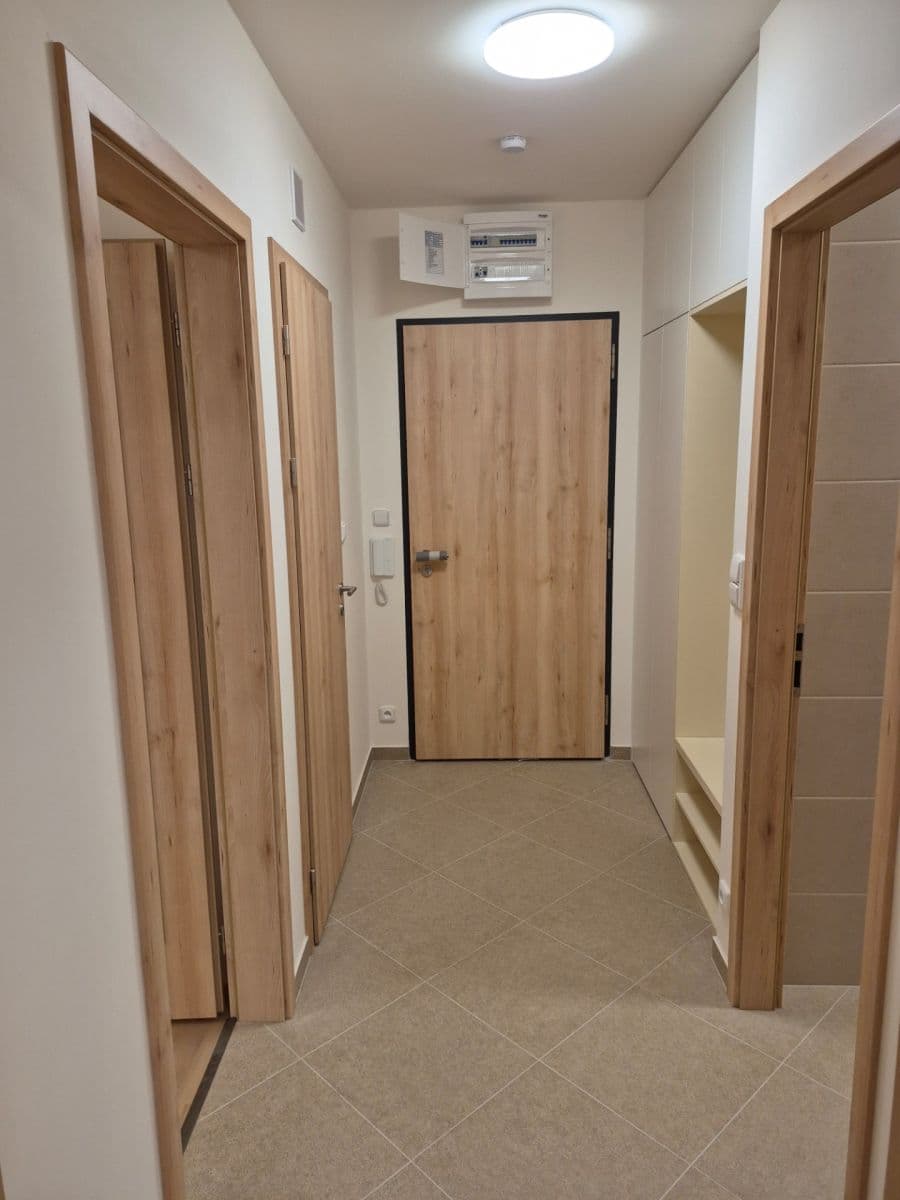 Pronájem bytu 2+kk 55 m², Čakovická, Praha, Praha Pronájem bytu 2+kk 55 m², Čakovická, Praha, Praha