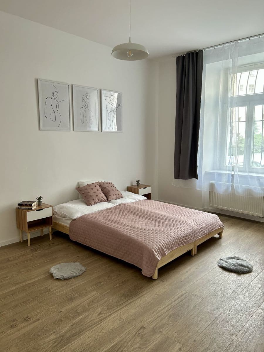 Pronájem bytu 53 m², Na Plzeňce, Praha, Praha Pronájem bytu 53 m², Na Plzeňce, Praha, Praha