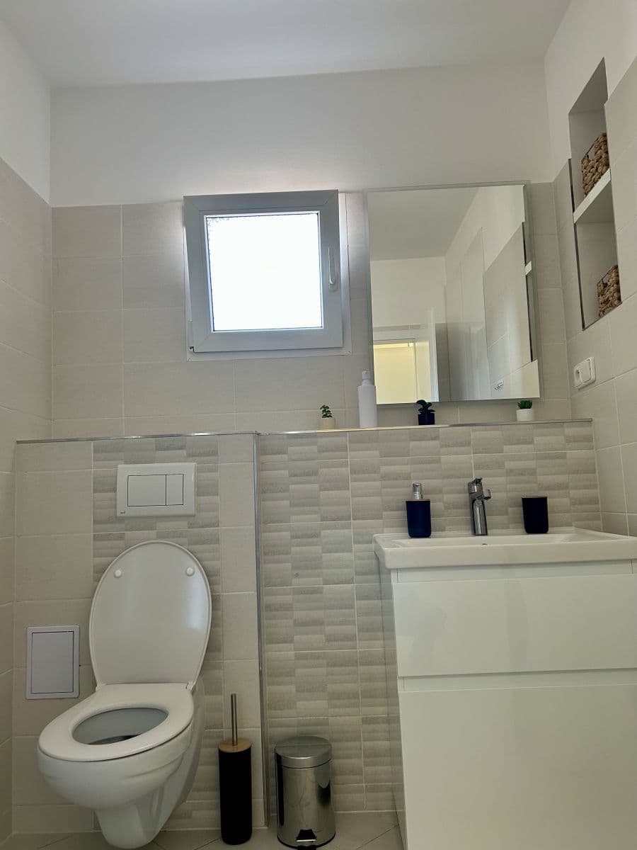 Pronájem bytu 53 m², Na Plzeňce, Praha, Praha Pronájem bytu 53 m², Na Plzeňce, Praha, Praha