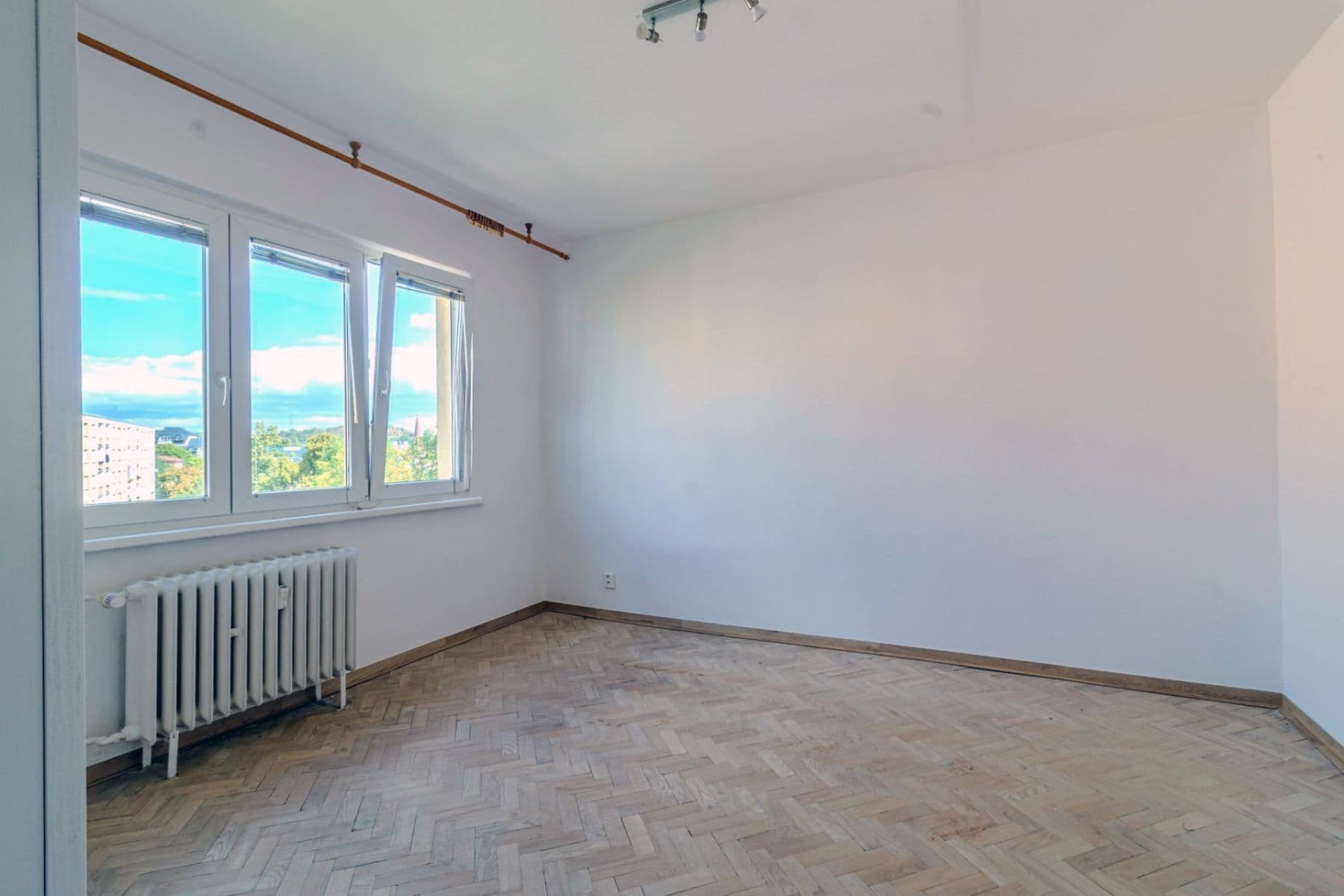 Pronájem bytu 3+1 70 m², Budovatelů, Kadaň, Ústecký kraj Pronájem bytu 3+1 70 m², Budovatelů, Kadaň, Ústecký kraj