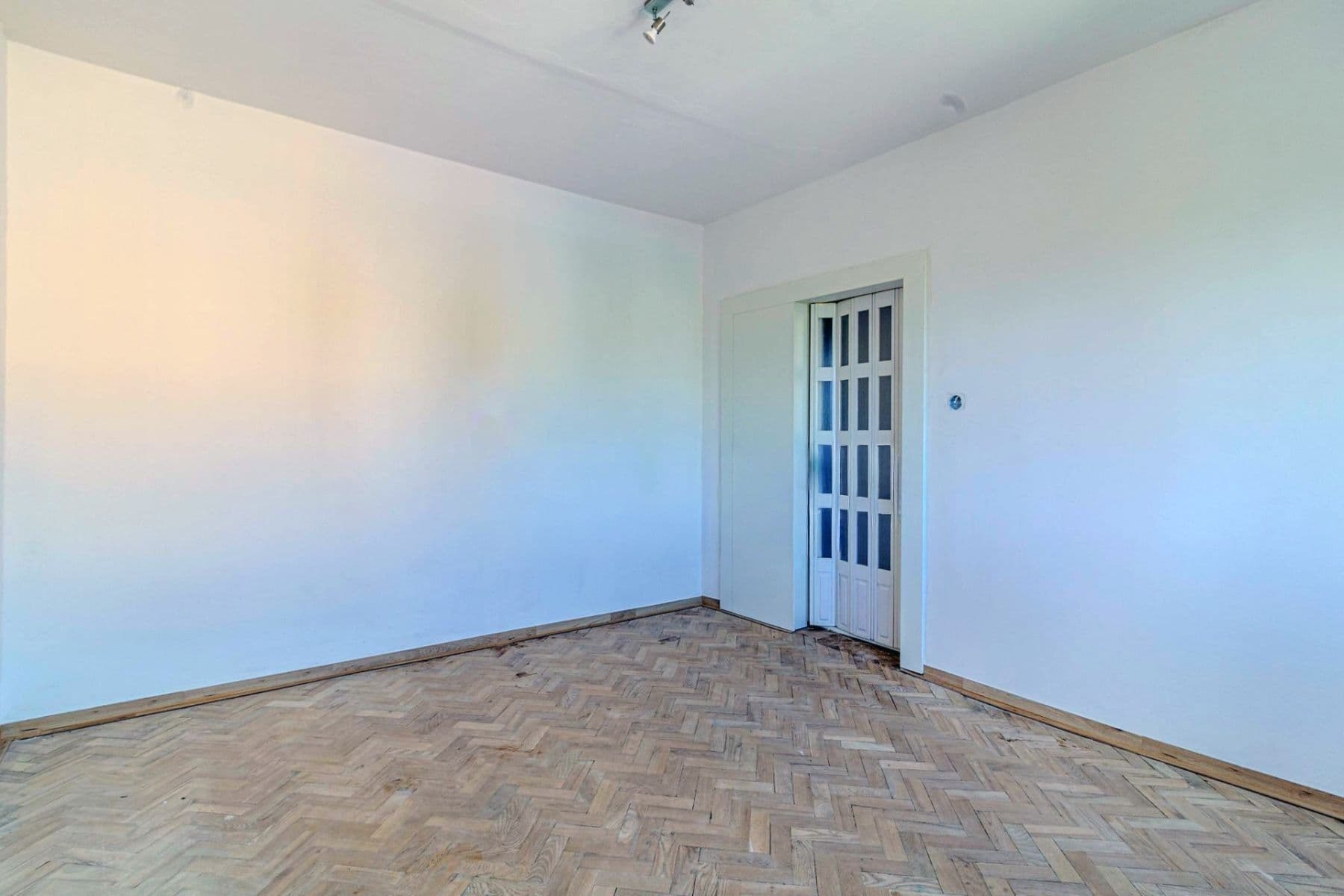 Pronájem bytu 3+1 70 m², Budovatelů, Kadaň, Ústecký kraj Pronájem bytu 3+1 70 m², Budovatelů, Kadaň, Ústecký kraj