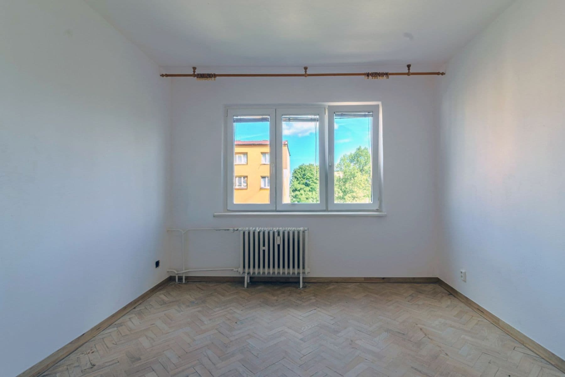 Pronájem bytu 3+1 70 m², Budovatelů, Kadaň, Ústecký kraj Pronájem bytu 3+1 70 m², Budovatelů, Kadaň, Ústecký kraj