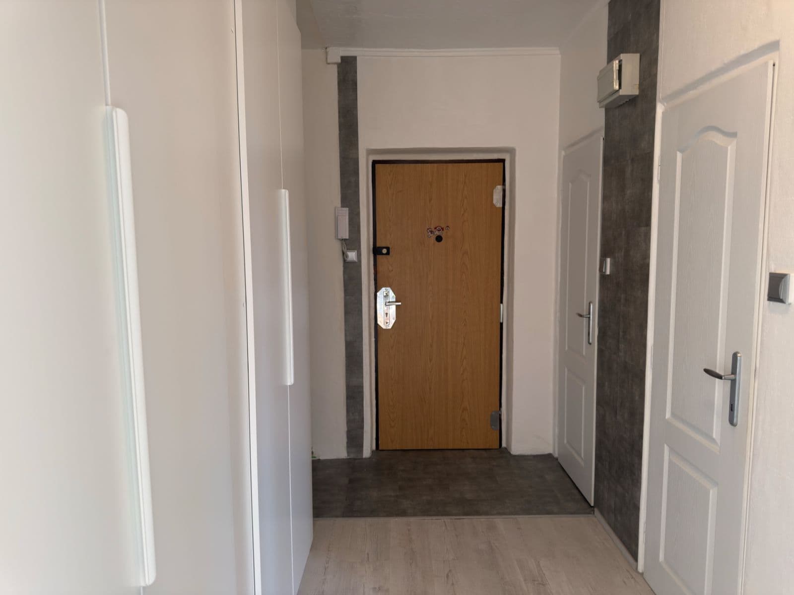 Pronájem bytu 3+1 70 m², Budovatelů, Kadaň, Ústecký kraj Pronájem bytu 3+1 70 m², Budovatelů, Kadaň, Ústecký kraj