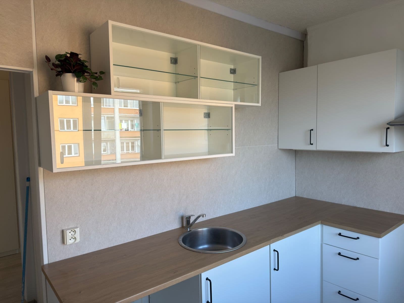 Pronájem bytu 3+1 70 m², Budovatelů, Kadaň, Ústecký kraj Pronájem bytu 3+1 70 m², Budovatelů, Kadaň, Ústecký kraj
