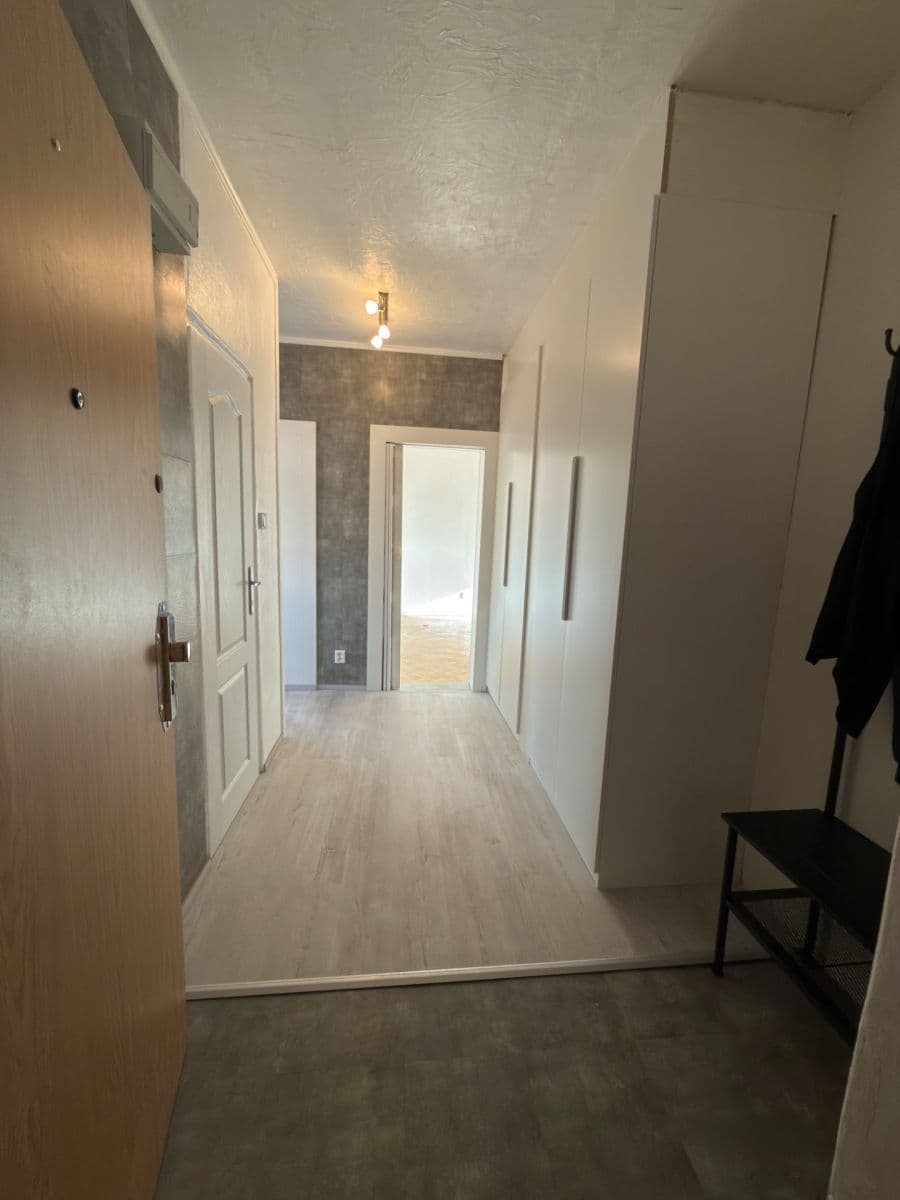 Pronájem bytu 3+1 70 m², Budovatelů, Kadaň, Ústecký kraj Pronájem bytu 3+1 70 m², Budovatelů, Kadaň, Ústecký kraj