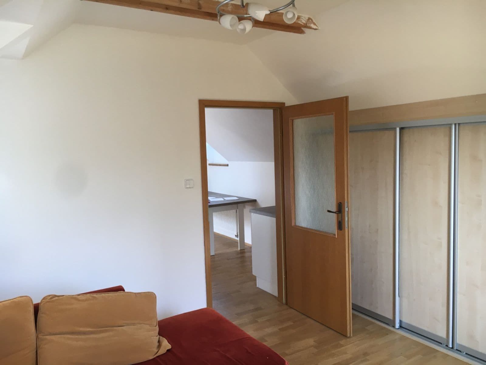 Pronájem domu 50 m², pozemek 500 m², Hlavní, Ondřejov, Středočeský kraj Pronájem domu 50 m², pozemek 500 m², Hlavní, Ondřejov, Středočeský kraj