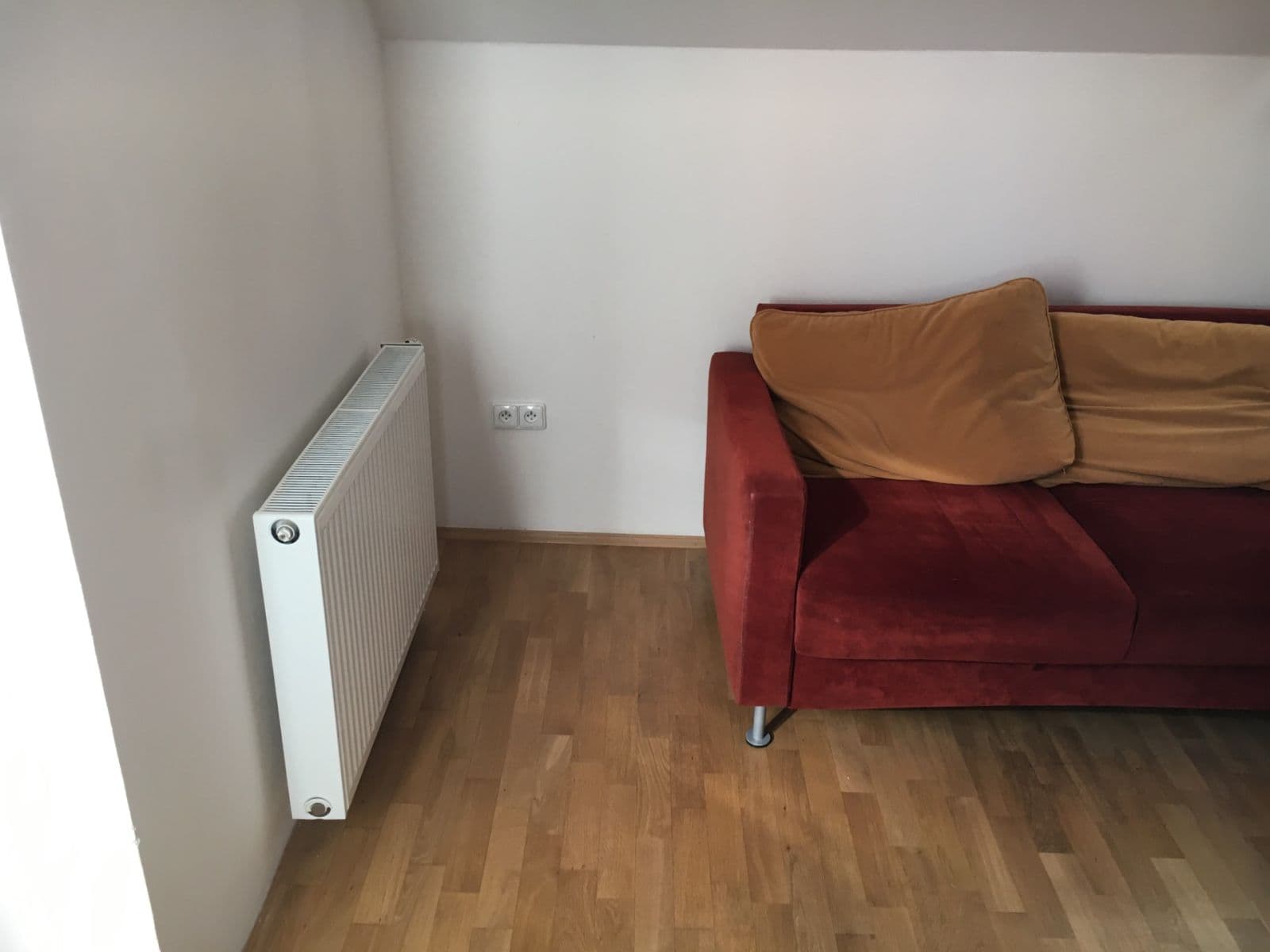 Pronájem domu 50 m², pozemek 500 m², Hlavní, Ondřejov, Středočeský kraj Pronájem domu 50 m², pozemek 500 m², Hlavní, Ondřejov, Středočeský kraj