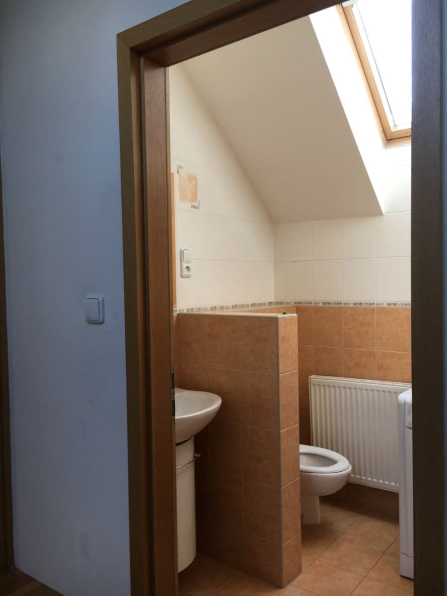 Pronájem domu 50 m², pozemek 500 m², Hlavní, Ondřejov, Středočeský kraj Pronájem domu 50 m², pozemek 500 m², Hlavní, Ondřejov, Středočeský kraj