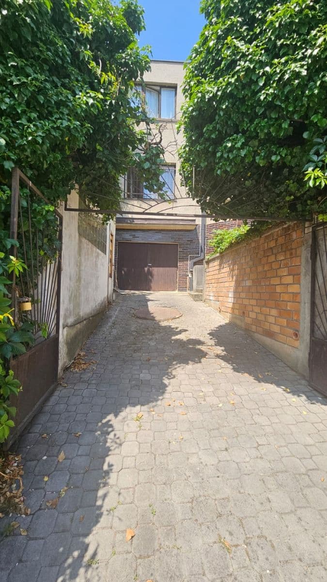 Prodej domu 288 m², pozemek 544 m², Prvomájová, Praha, Praha Prodej domu 288 m², pozemek 544 m², Prvomájová, Praha, Praha