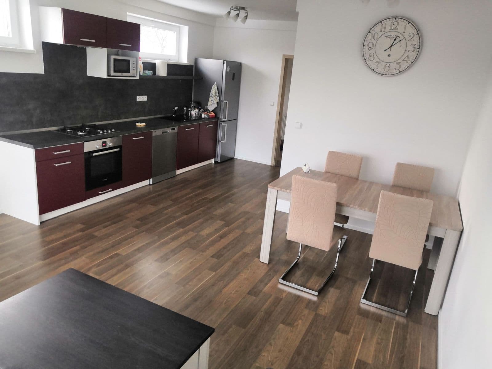 Pronájem bytu 2+kk 57 m², K Remízku, Plzeň, Plzeňský kraj Pronájem bytu 2+kk 57 m², K Remízku, Plzeň, Plzeňský kraj