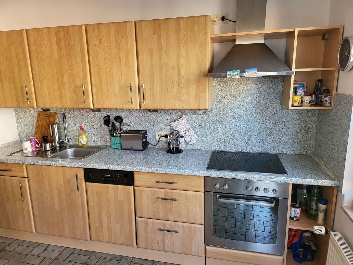 Prodej bytu 2+1 81 m², Kaiserstr. 9, Bad Oeynhausen, Severní Porýní-Vestfálsko Prodej bytu 2+1 81 m², Kaiserstr. 9, Bad Oeynhausen, Severní Porýní-Vestfálsko