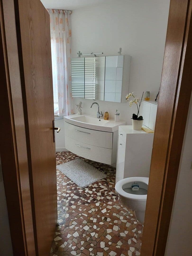 Prodej bytu 2+1 81 m², Kaiserstr. 9, Bad Oeynhausen, Severní Porýní-Vestfálsko Prodej bytu 2+1 81 m², Kaiserstr. 9, Bad Oeynhausen, Severní Porýní-Vestfálsko