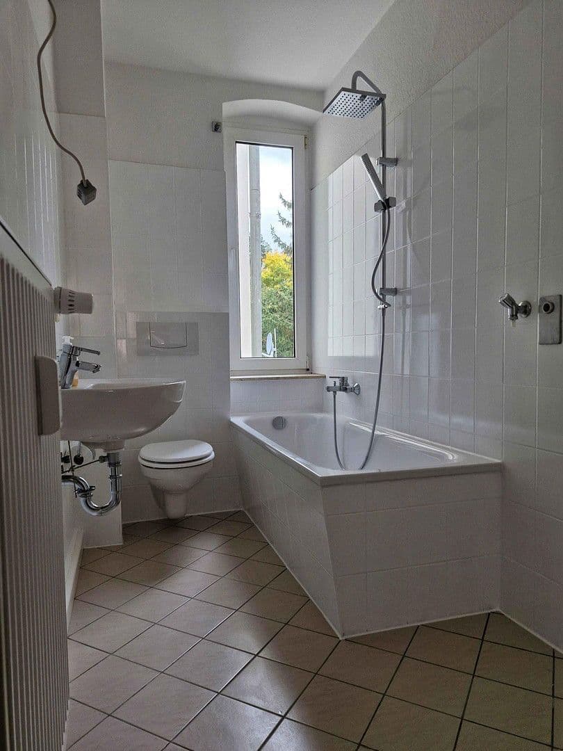 Prodej domu 258 m², pozemek 214 m², Max-Planck-Straße 3, Gera, Durynsko Prodej domu 258 m², pozemek 214 m², Max-Planck-Straße 3, Gera, Durynsko