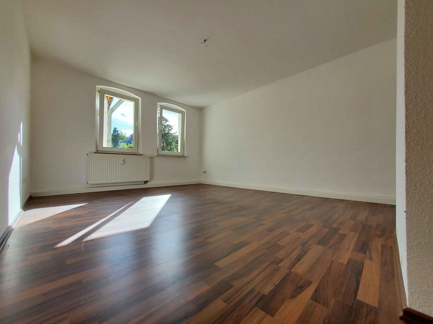 Prodej domu 258 m², pozemek 214 m², Max-Planck-Straße 3, Gera, Durynsko Prodej domu 258 m², pozemek 214 m², Max-Planck-Straße 3, Gera, Durynsko
