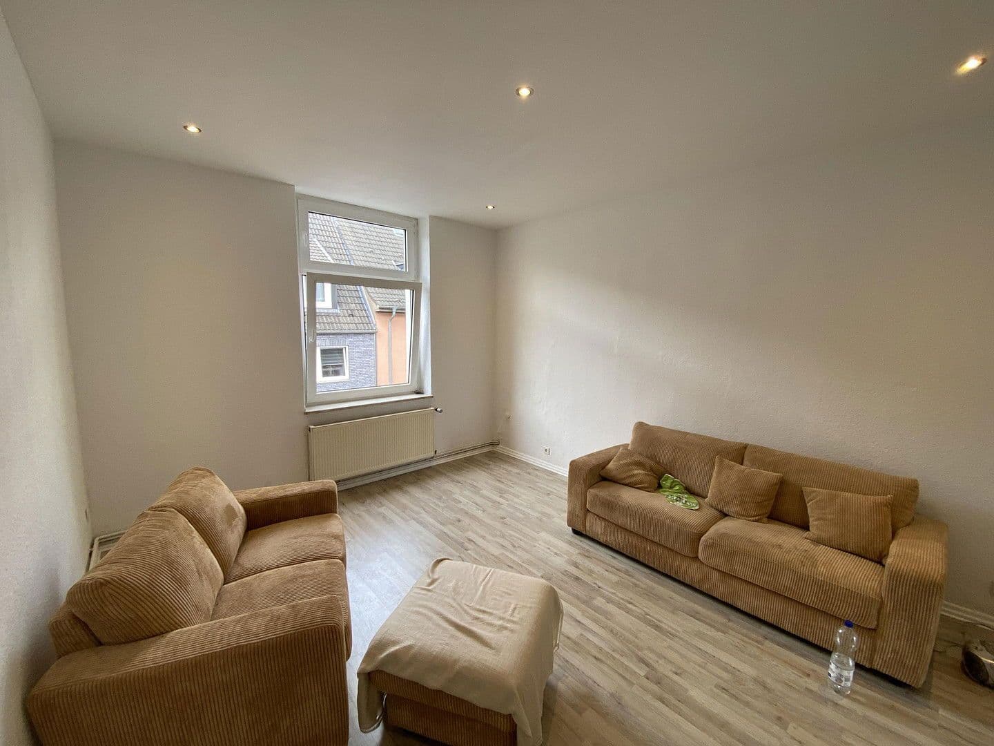 Pronájem bytu 3+1 55 m², Nohlstr. 160, Oberhausen, Severní Porýní-Vestfálsko Pronájem bytu 3+1 55 m², Nohlstr. 160, Oberhausen, Severní Porýní-Vestfálsko