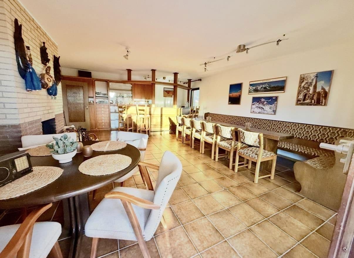 Prodej domu 423 m², pozemek 999 m², Am Eggeberg 4, Blomberg, Severní Porýní-Vestfálsko Prodej domu 423 m², pozemek 999 m², Am Eggeberg 4, Blomberg, Severní Porýní-Vestfálsko