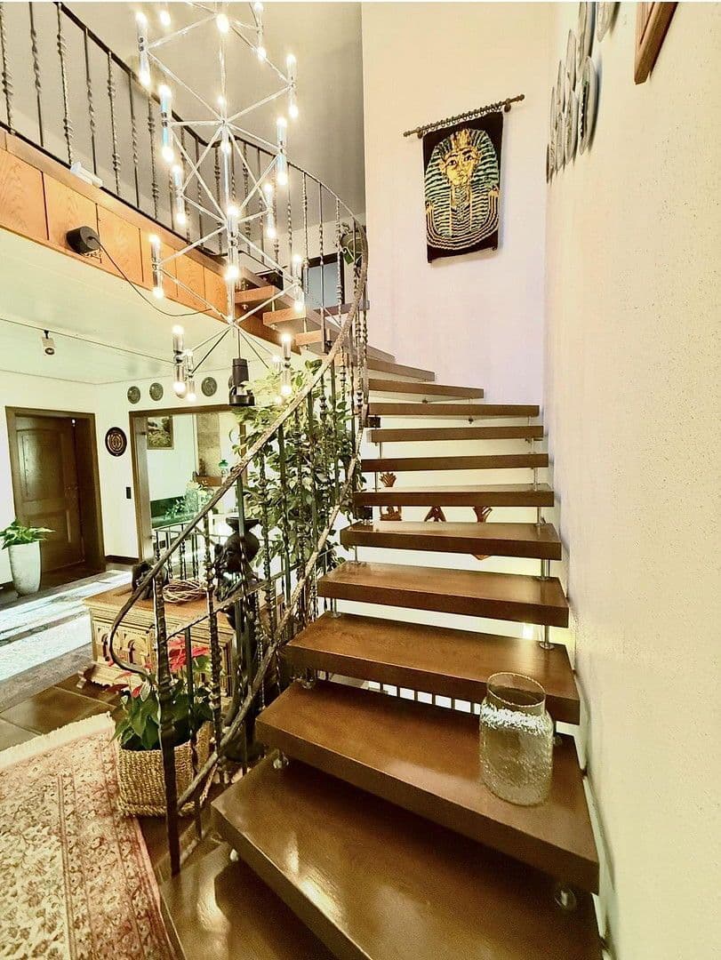 Prodej domu 423 m², pozemek 999 m², Am Eggeberg 4, Blomberg, Severní Porýní-Vestfálsko Prodej domu 423 m², pozemek 999 m², Am Eggeberg 4, Blomberg, Severní Porýní-Vestfálsko