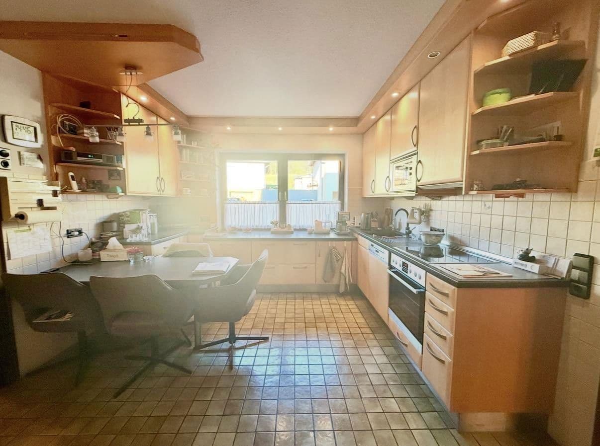 Prodej domu 423 m², pozemek 999 m², Am Eggeberg 4, Blomberg, Severní Porýní-Vestfálsko Prodej domu 423 m², pozemek 999 m², Am Eggeberg 4, Blomberg, Severní Porýní-Vestfálsko