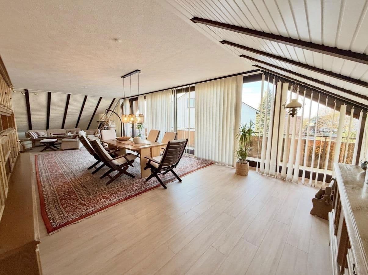 Prodej domu 423 m², pozemek 999 m², Am Eggeberg 4, Blomberg, Severní Porýní-Vestfálsko Prodej domu 423 m², pozemek 999 m², Am Eggeberg 4, Blomberg, Severní Porýní-Vestfálsko