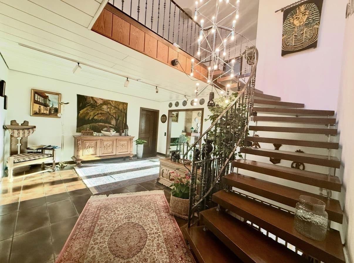 Prodej domu 423 m², pozemek 999 m², Am Eggeberg 4, Blomberg, Severní Porýní-Vestfálsko Prodej domu 423 m², pozemek 999 m², Am Eggeberg 4, Blomberg, Severní Porýní-Vestfálsko