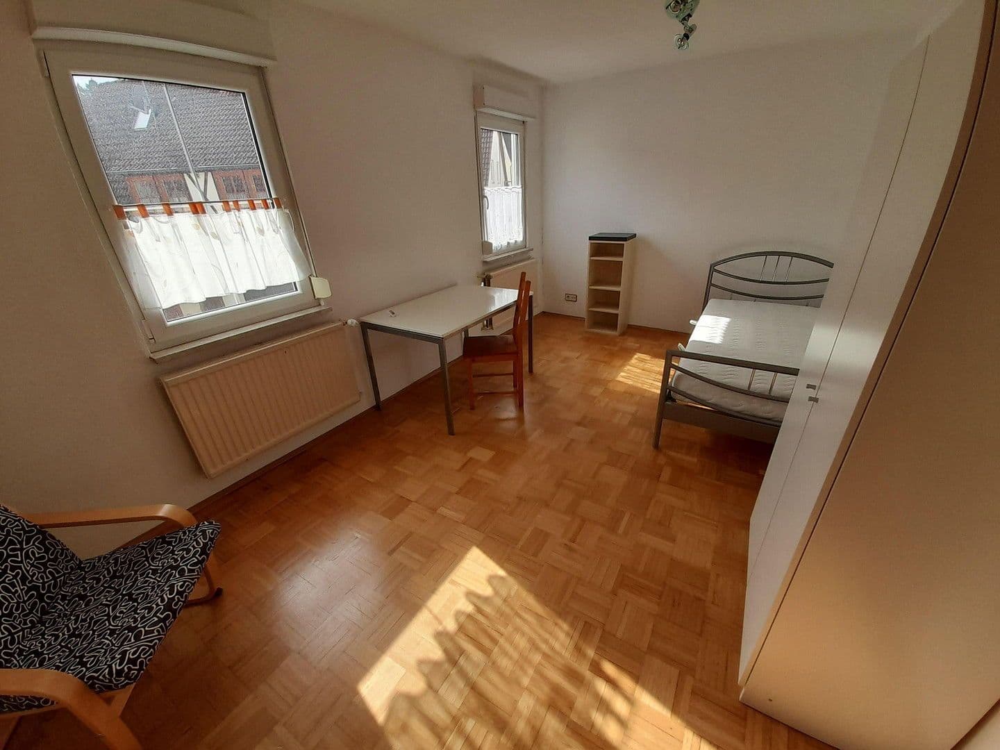 Prodej domu 112 m², pozemek 281 m², Rottenburg am Neckar, Bádensko-Württembersko Prodej domu 112 m², pozemek 281 m², Rottenburg am Neckar, Bádensko-Württembersko