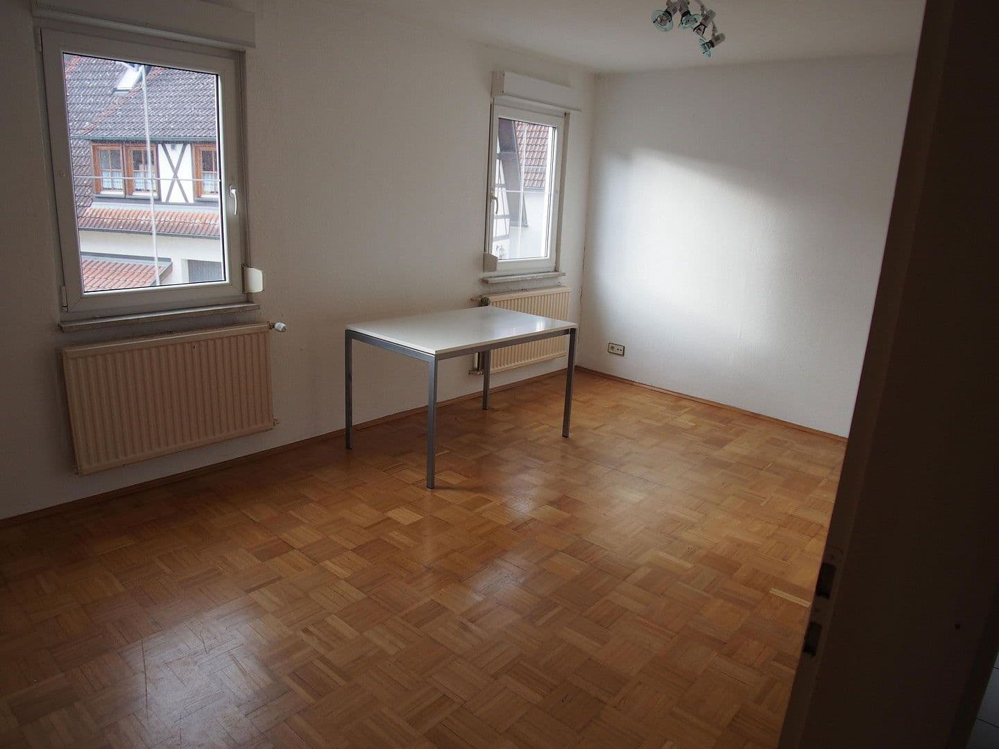 Prodej domu 112 m², pozemek 281 m², Rottenburg am Neckar, Bádensko-Württembersko Prodej domu 112 m², pozemek 281 m², Rottenburg am Neckar, Bádensko-Württembersko