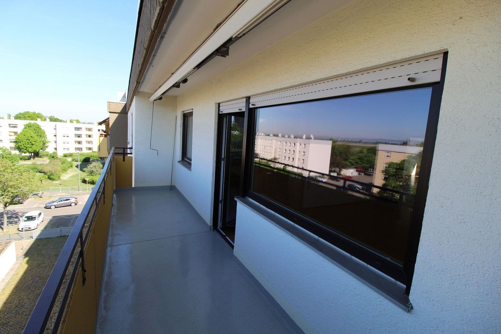 Pronájem bytu 3+1 90 m², Friedrich-Naumann Straße 17, Ludwigshafen am Rhein, Porýní-Falc Pronájem bytu 3+1 90 m², Friedrich-Naumann Straße 17, Ludwigshafen am Rhein, Porýní-Falc