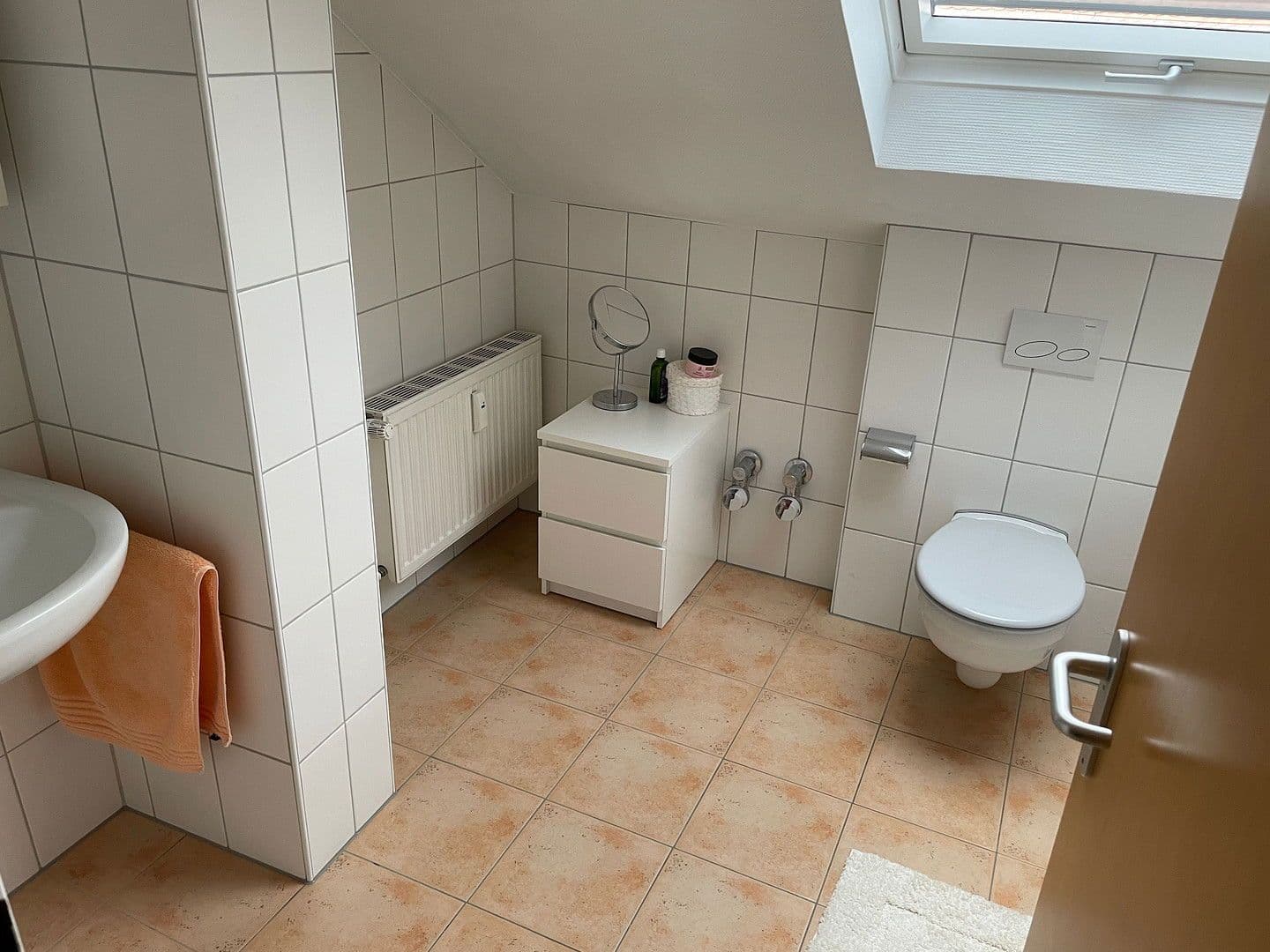 Pronájem bytu 2+1 69 m², Nieder-Mörler-Str. 13, Bad Nauheim, Hessen Pronájem bytu 2+1 69 m², Nieder-Mörler-Str. 13, Bad Nauheim, Hessen