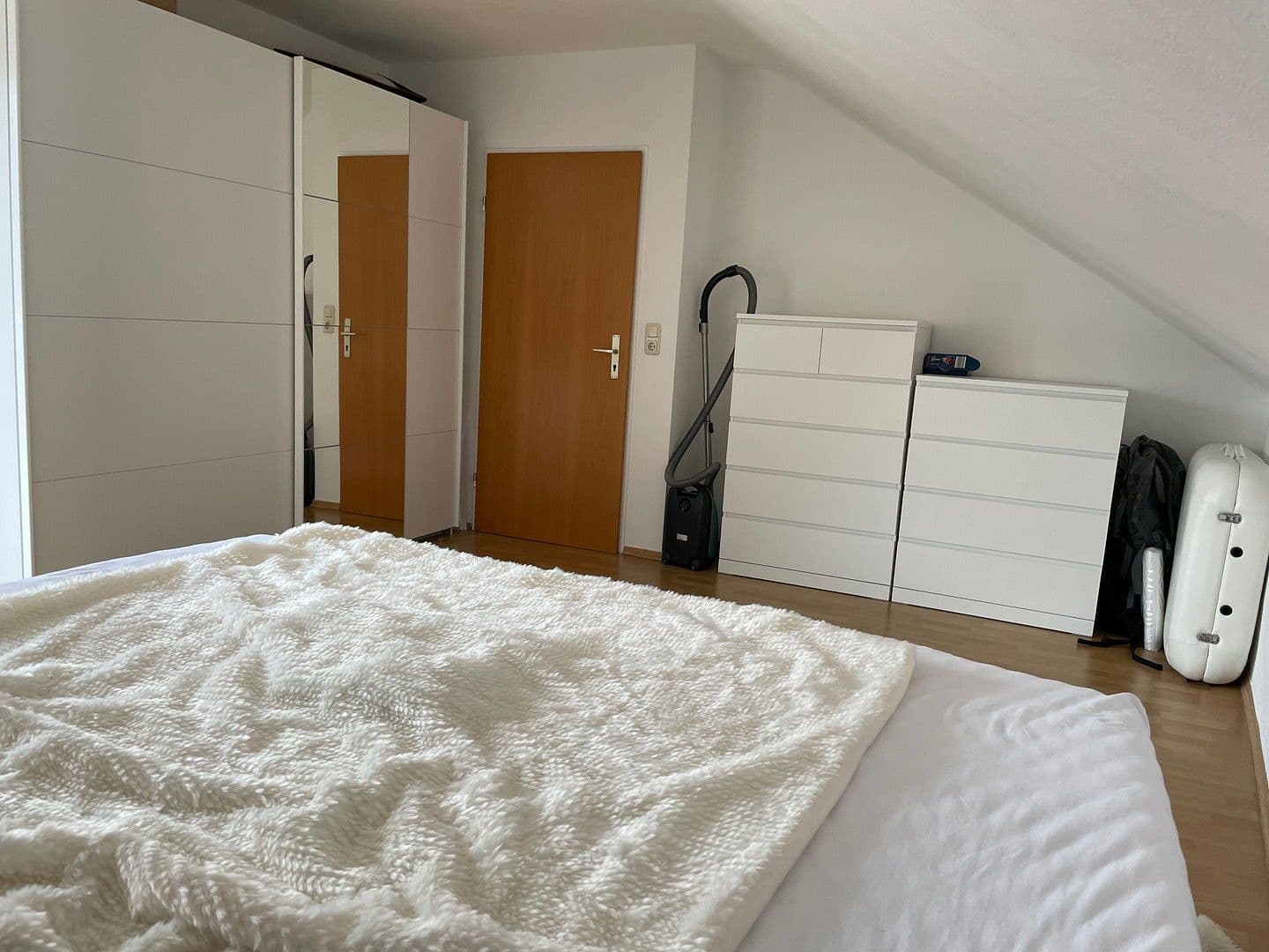 Pronájem bytu 2+1 69 m², Nieder-Mörler-Str. 13, Bad Nauheim, Hessen Pronájem bytu 2+1 69 m², Nieder-Mörler-Str. 13, Bad Nauheim, Hessen
