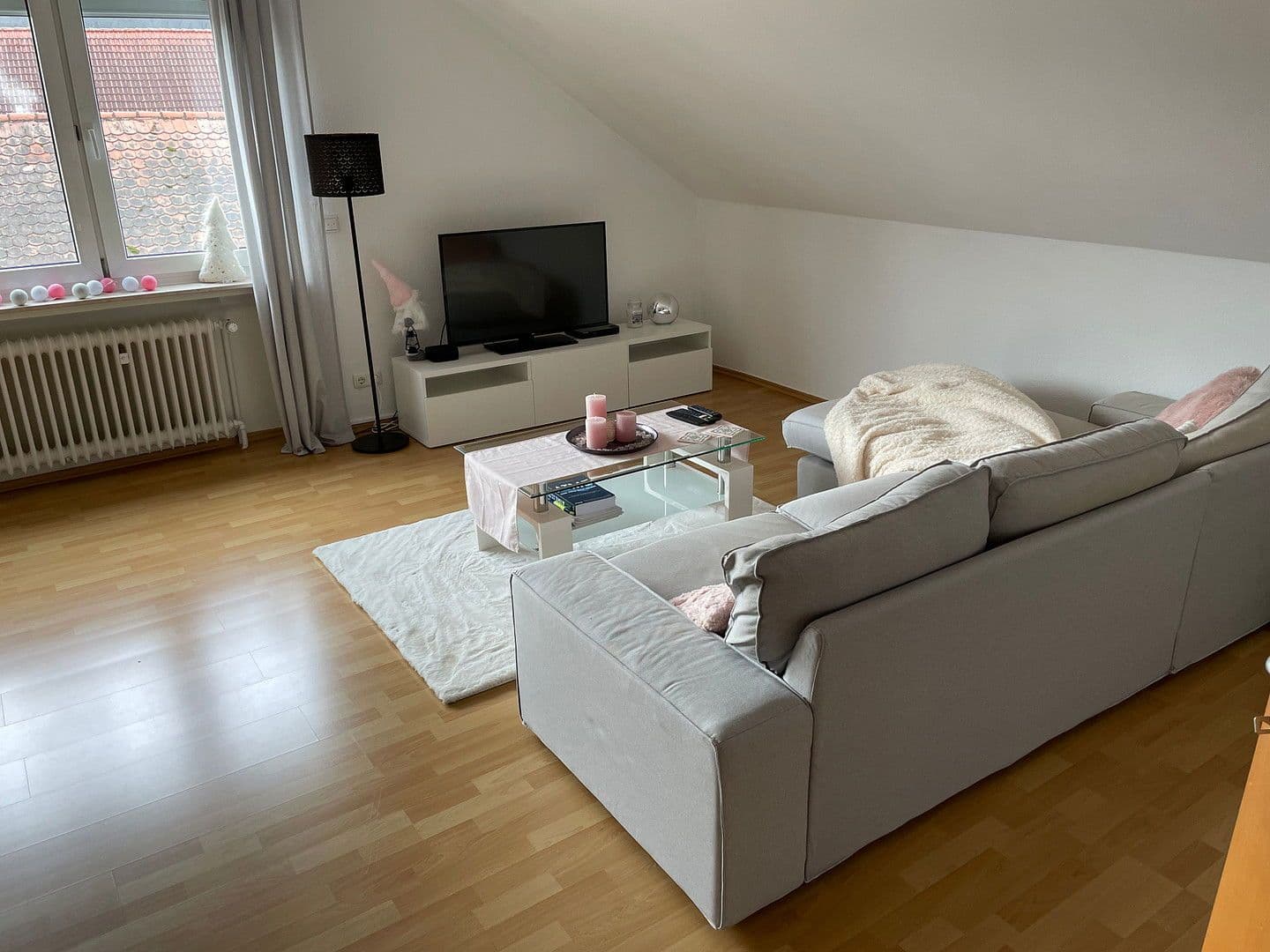Pronájem bytu 2+1 69 m², Nieder-Mörler-Str. 13, Bad Nauheim, Hessen Pronájem bytu 2+1 69 m², Nieder-Mörler-Str. 13, Bad Nauheim, Hessen