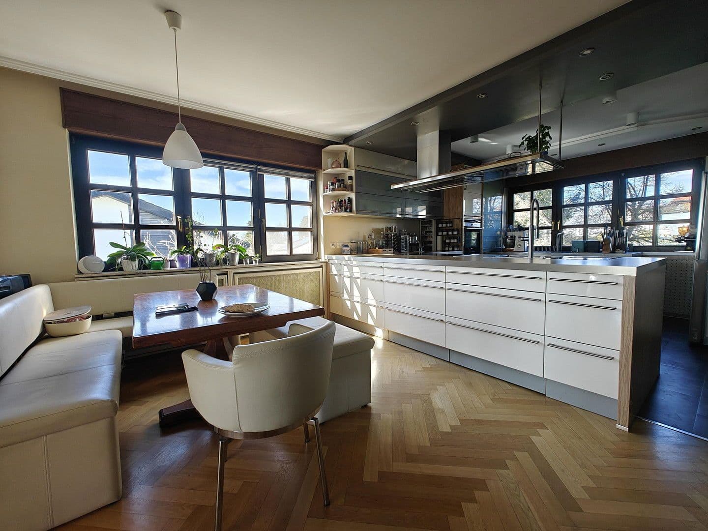 Prodej domu 493 m², pozemek 1.531 m², Glashütten, Hessen Prodej domu 493 m², pozemek 1.531 m², Glashütten, Hessen