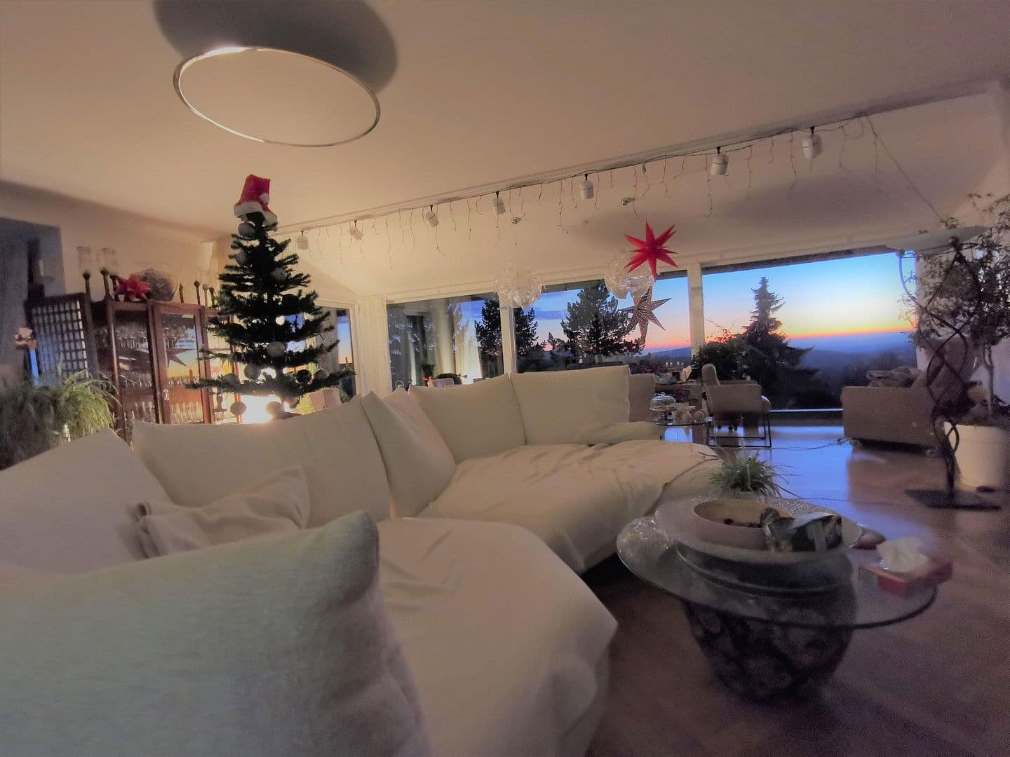 Prodej domu 493 m², pozemek 1.531 m², Glashütten, Hessen Prodej domu 493 m², pozemek 1.531 m², Glashütten, Hessen