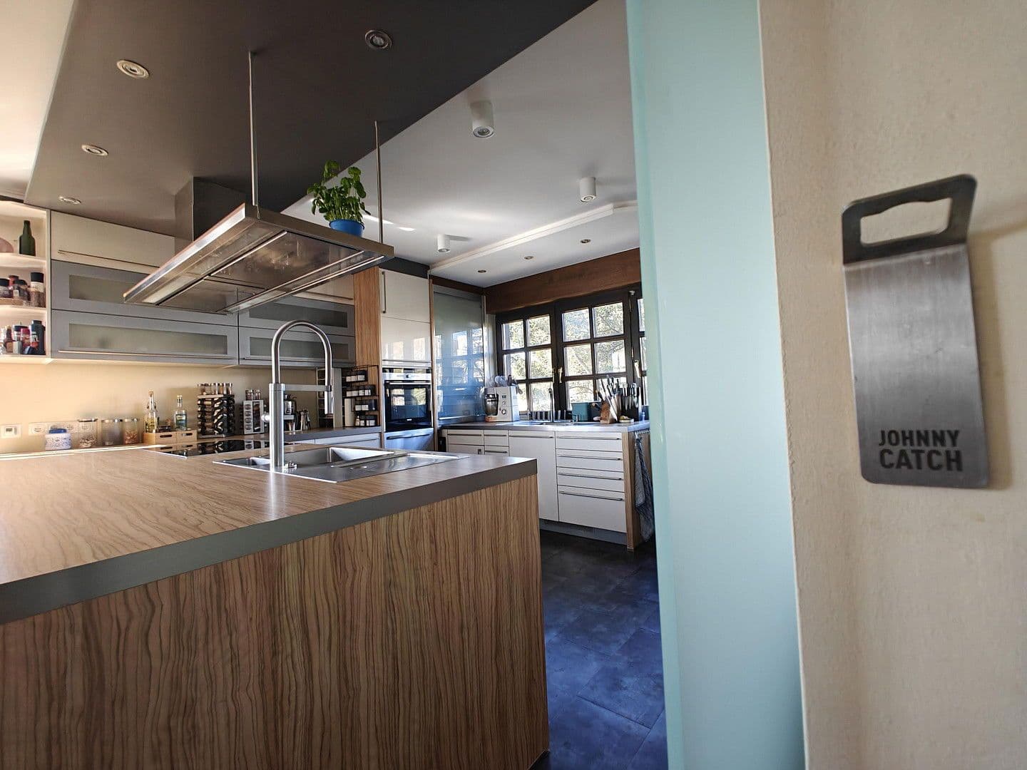 Prodej domu 493 m², pozemek 1.531 m², Glashütten, Hessen Prodej domu 493 m², pozemek 1.531 m², Glashütten, Hessen