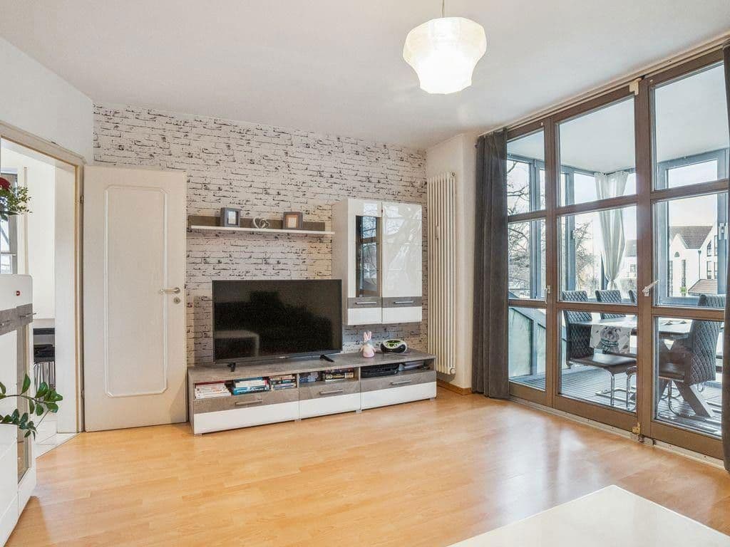 Pronájem bytu 2+1 59 m², Gröbenzell, Bavorsko Pronájem bytu 2+1 59 m², Gröbenzell, Bavorsko