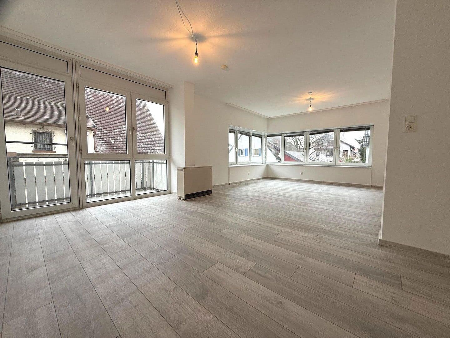 Pronájem bytu 5+1 92 m², Fliederstr. 1a, Rheinstetten, Bádensko-Württembersko Pronájem bytu 5+1 92 m², Fliederstr. 1a, Rheinstetten, Bádensko-Württembersko