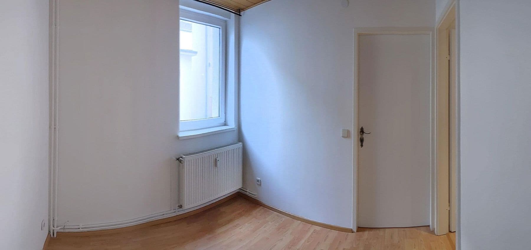 Pronájem bytu 3+1 76 m², Scheidertalstraße 20, Taunusstein, Hessen Pronájem bytu 3+1 76 m², Scheidertalstraße 20, Taunusstein, Hessen