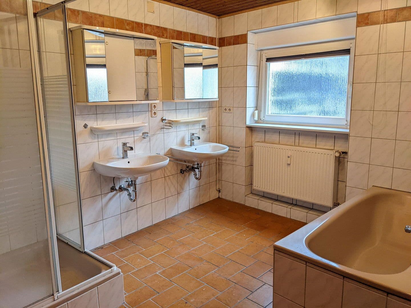 Pronájem bytu 3+1 76 m², Scheidertalstraße 20, Taunusstein, Hessen Pronájem bytu 3+1 76 m², Scheidertalstraße 20, Taunusstein, Hessen