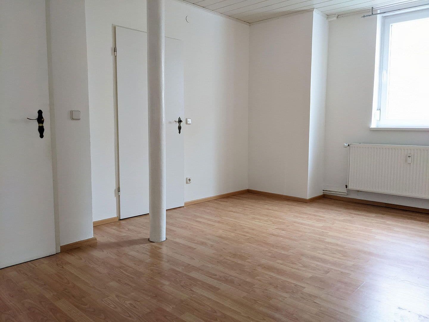Pronájem bytu 3+1 76 m², Scheidertalstraße 20, Taunusstein, Hessen Pronájem bytu 3+1 76 m², Scheidertalstraße 20, Taunusstein, Hessen