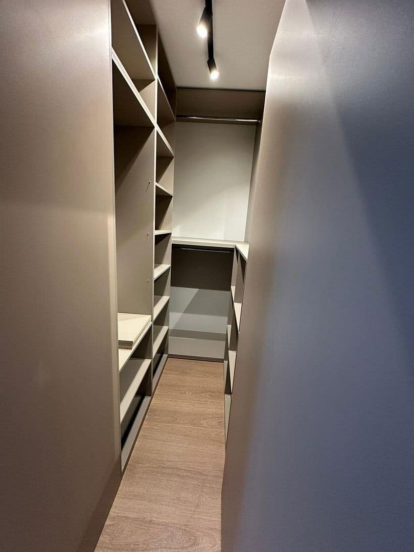 Pronájem bytu 2+1 50 m², Gotha-Allee 36, Berlin, Berlín Pronájem bytu 2+1 50 m², Gotha-Allee 36, Berlin, Berlín