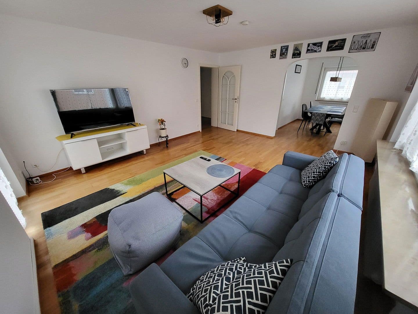 Pronájem bytu 3+kk 85 m², Stuttgart, Bádensko-Württembersko Pronájem bytu 3+kk 85 m², Stuttgart, Bádensko-Württembersko