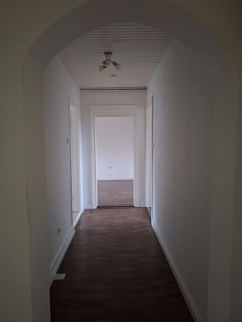 Pronájem bytu 4+1 75 m², Radellstraße 15, Bremerhaven, Bremen Pronájem bytu 4+1 75 m², Radellstraße 15, Bremerhaven, Bremen