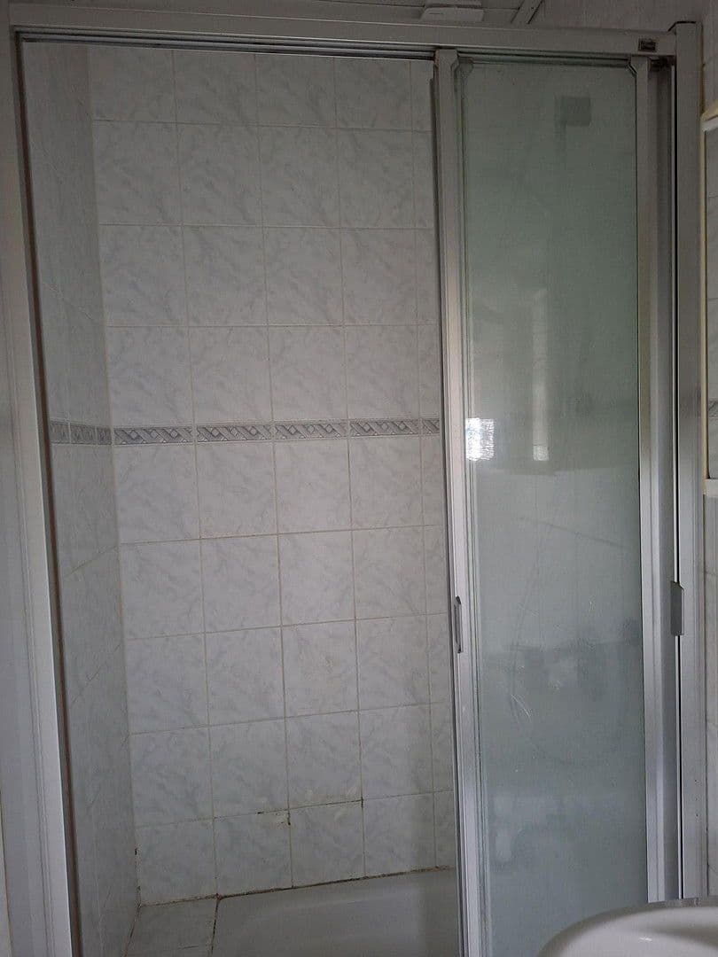 Pronájem bytu 4+1 75 m², Radellstraße 15, Bremerhaven, Bremen Pronájem bytu 4+1 75 m², Radellstraße 15, Bremerhaven, Bremen